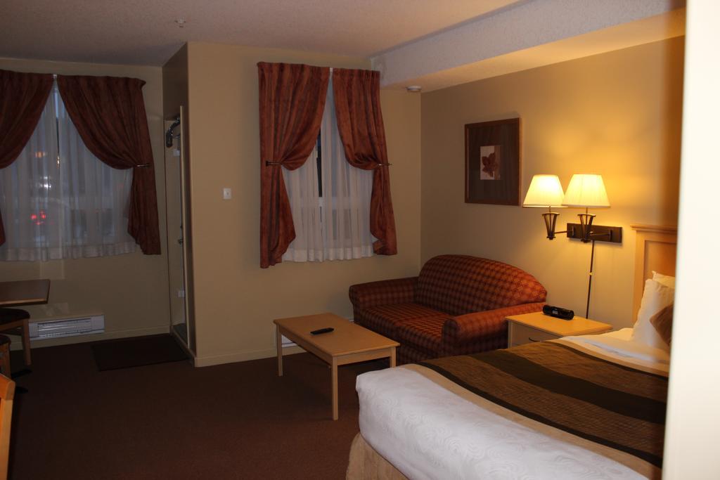 Clearwater Hotel Ltd Fort Mcmurray Eksteriør billede