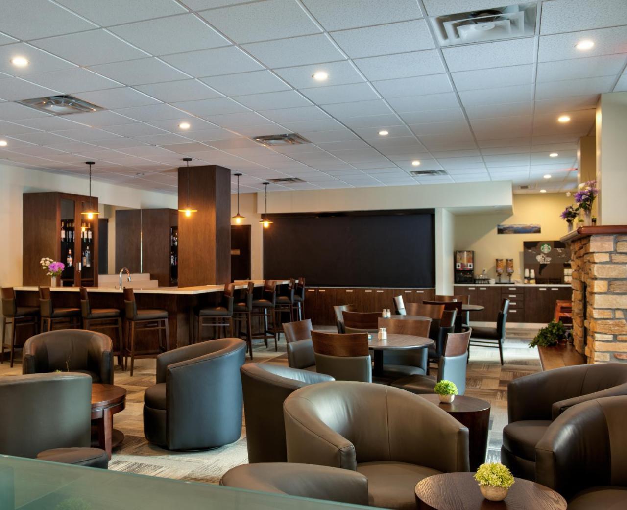 Clearwater Hotel Ltd Fort Mcmurray Eksteriør billede