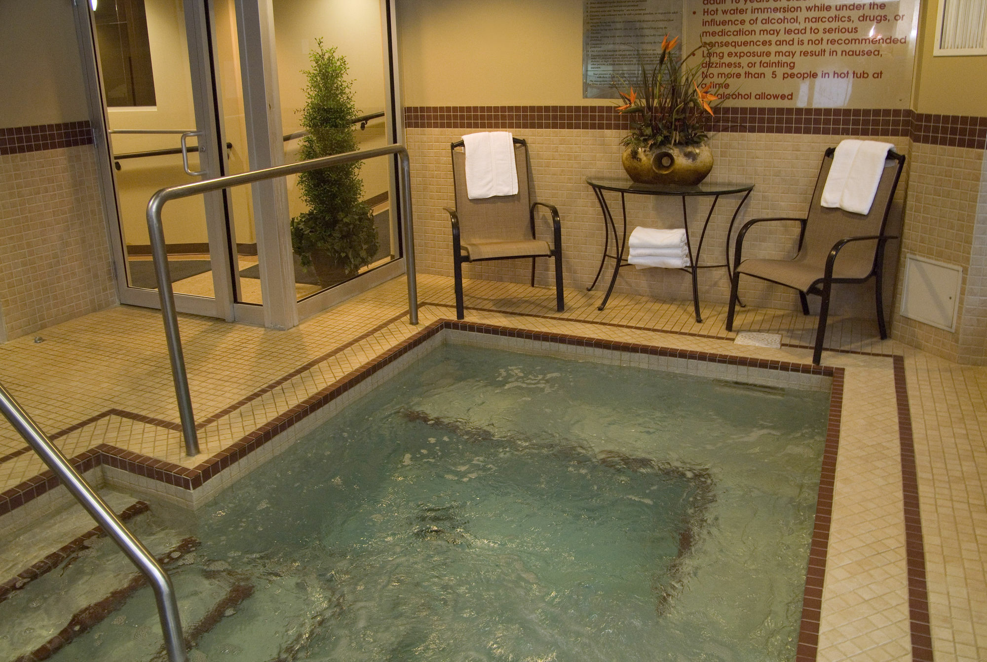 Clearwater Hotel Ltd Fort Mcmurray Eksteriør billede
